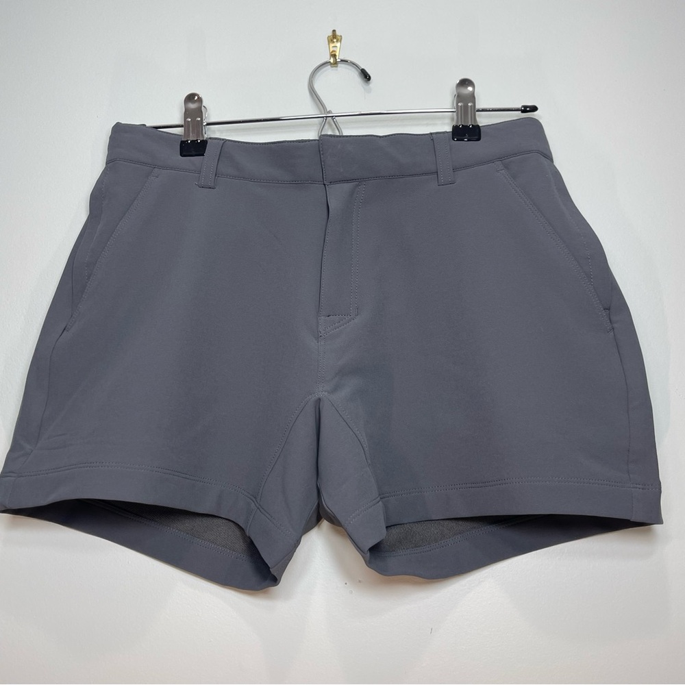 TEREN Womens Daily Driver Traveler Performance Gray Shorts Hiking Outdoor Size 2